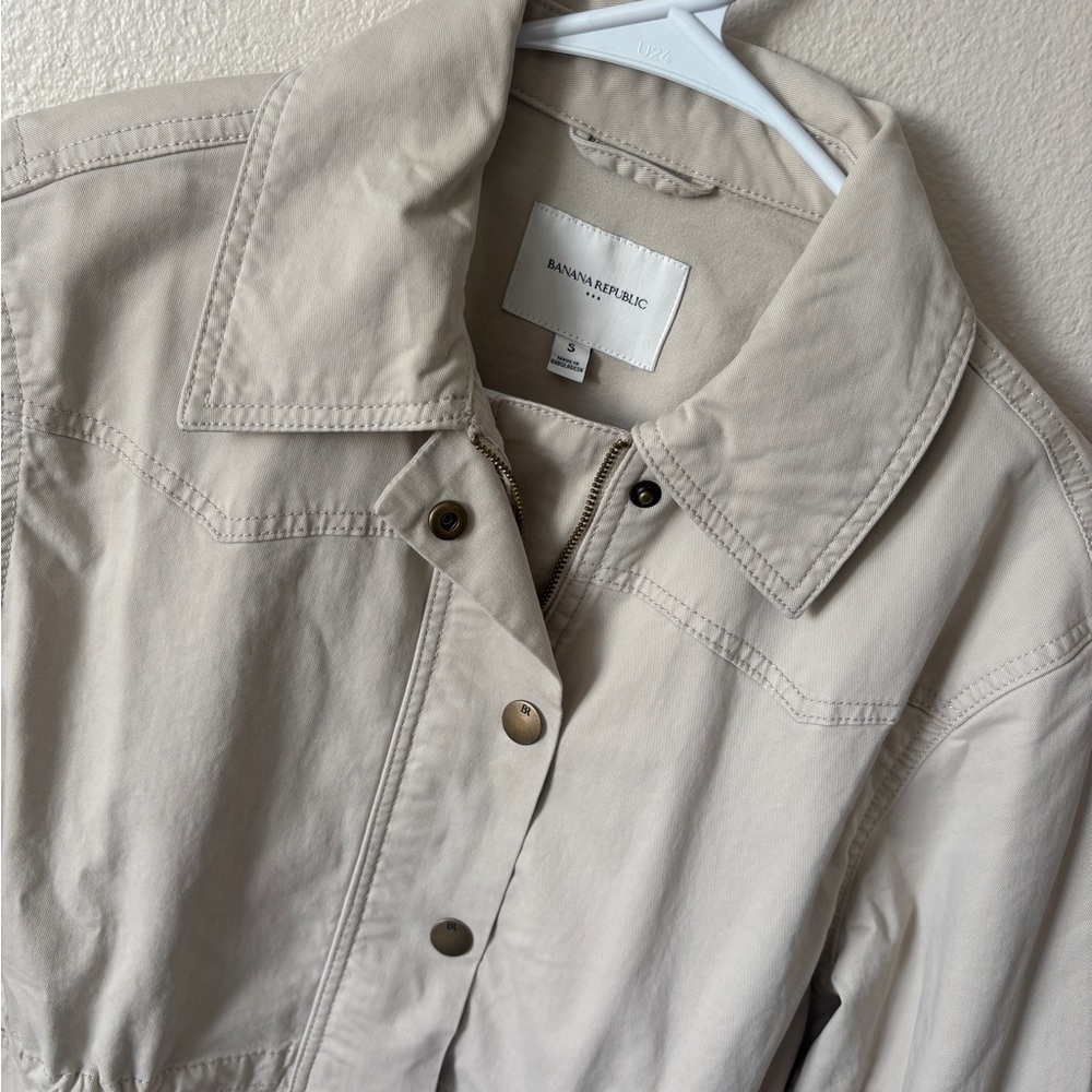 Beige Button-Up Jacket - Picture 3 of 4